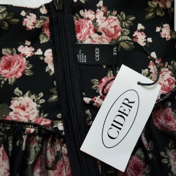 Floral Lace Up Skirt - Picture 6 of 6